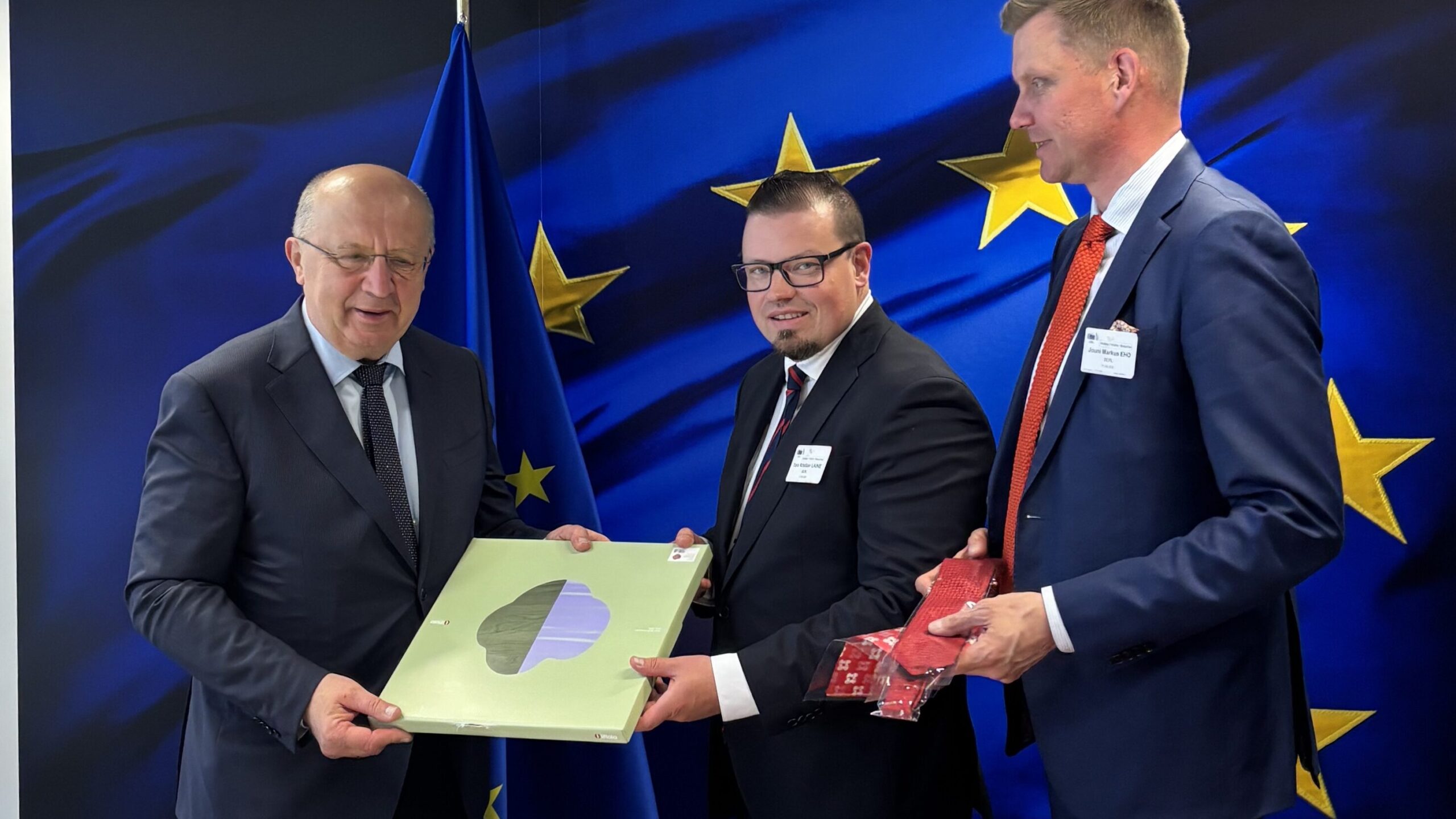 Define verkosto, bryssel, korkeantason tapaaminen, maakuntajohtaja toni k. laine, riihimäen kaupunginjohtaja jouni eho