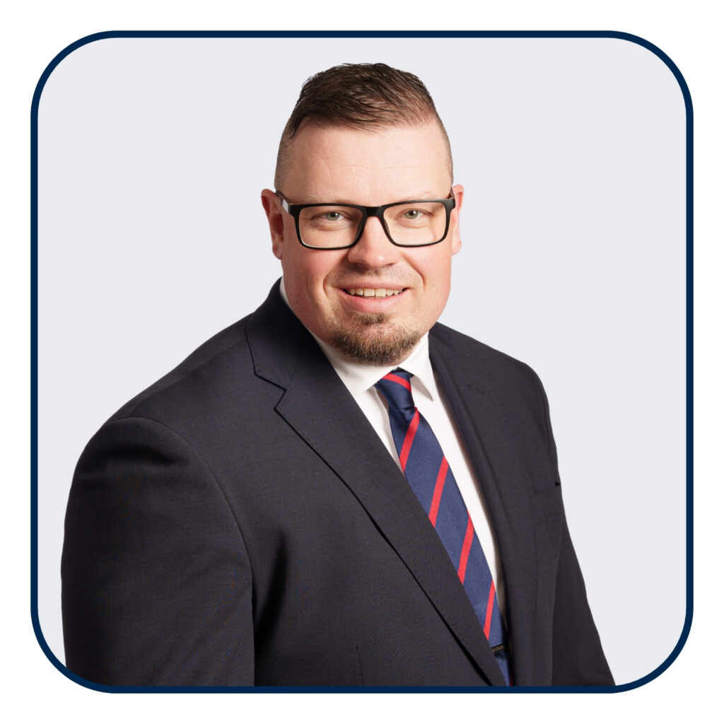 mies, hymyilee, henkilökuva